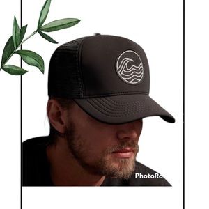 James Perse Wave Patch Scuba Trucker Hat